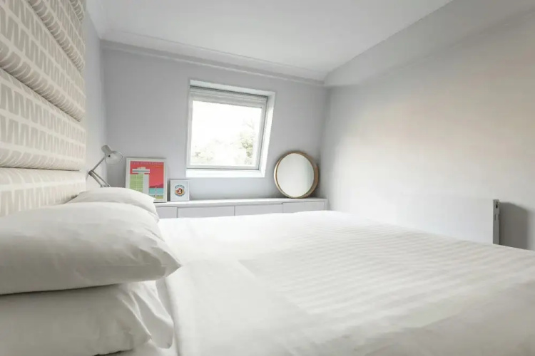 Talbot Road VI by Onefinestay