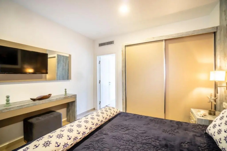 Seafront Flat With Fascinating Sea View in Bodrum