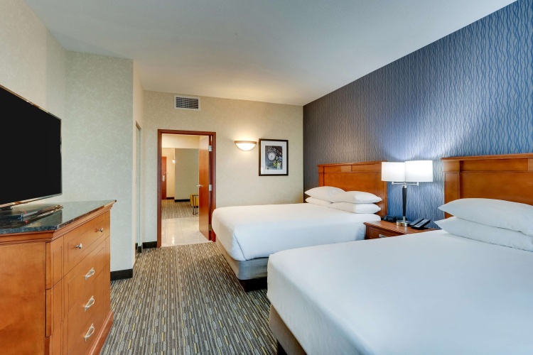 2 Bedrooms Quadruple Suite