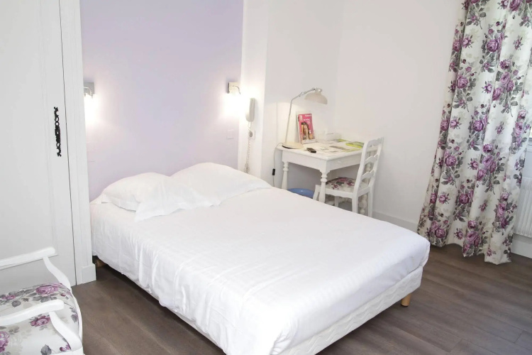 Logis Hotel Des Pyrenees Rest. La Pergola