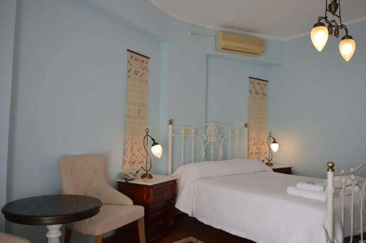Ilion Hotel