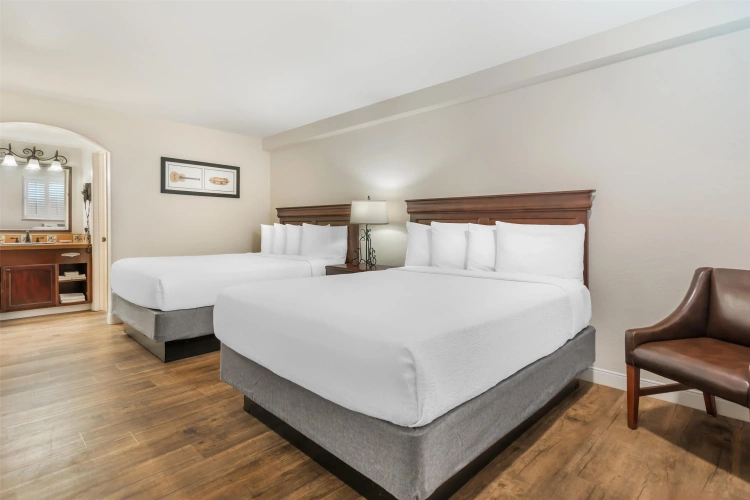 Standard Quadruple room