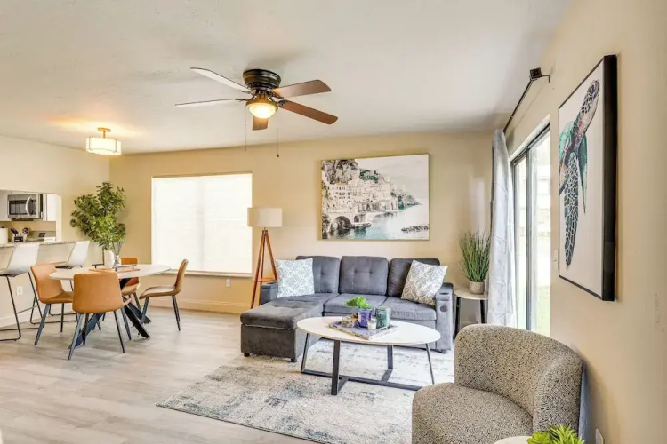 2 Mi to UF Campus: Modern Condo w/ Pool Access!