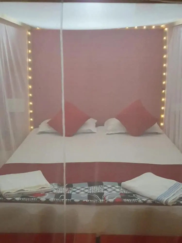 Clara's Huts