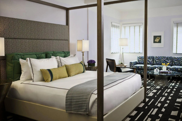 Kimpton Surfcomber Hotel by IHG