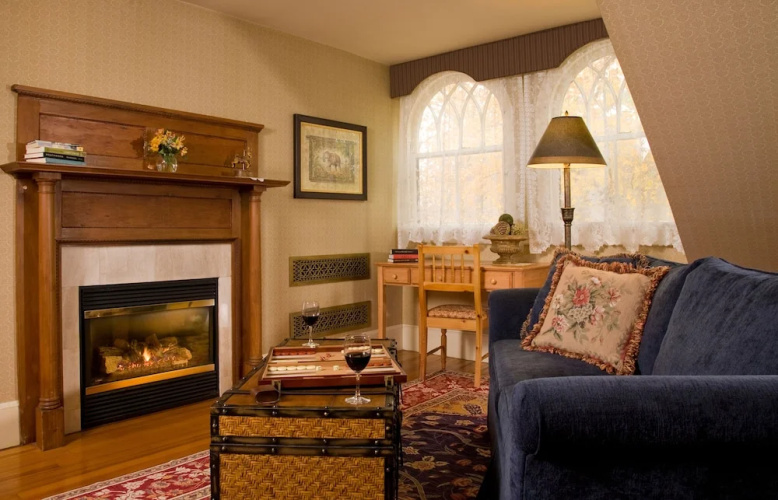 Berry Manor Inn