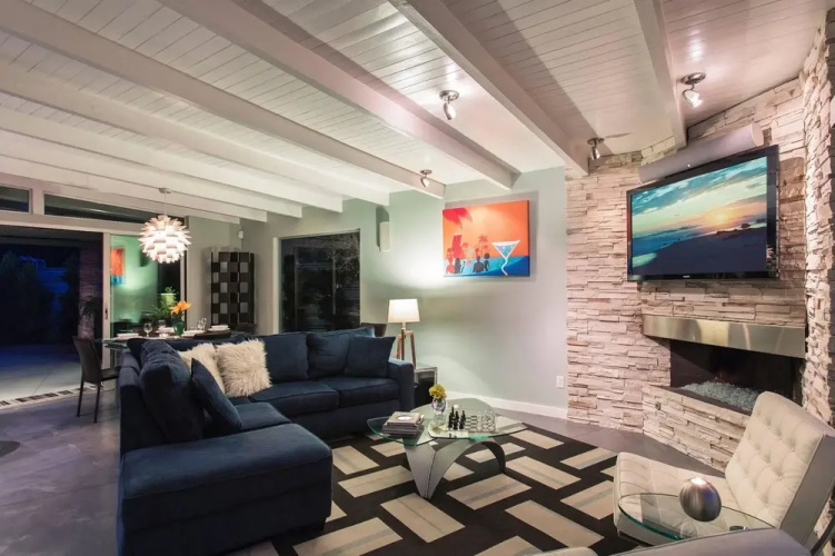 Mesa Mid Century