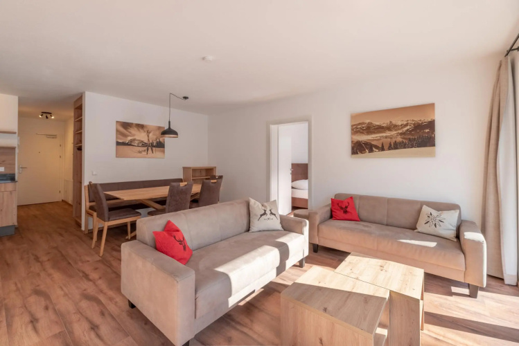 Falken Suites ONE With Garden