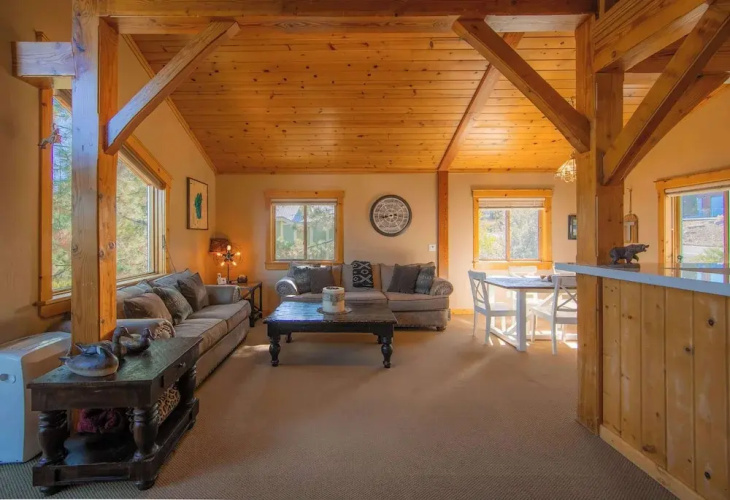 Bearfoot Lodge Near Fishing And Hiking - California