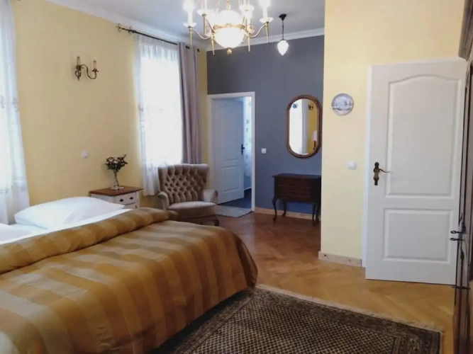 1 Bedroom Apartment with balcony