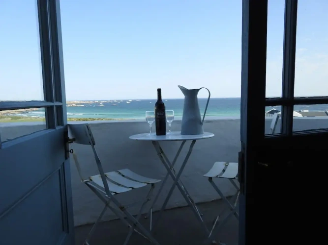 1 Bedroom Luxury room with balcony and with bay view