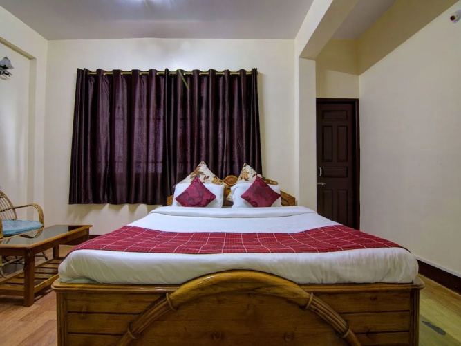 OYO 13844 AKD Hotel