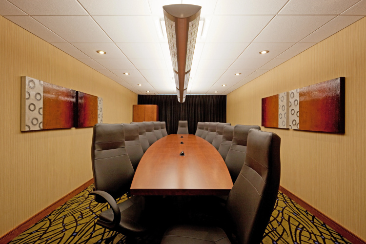 Holiday Inn Express & Suites Saint - Hyacinthe photo 18