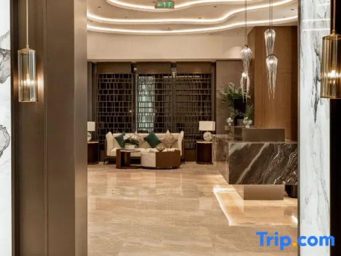 Luxian Tengchi Hotel