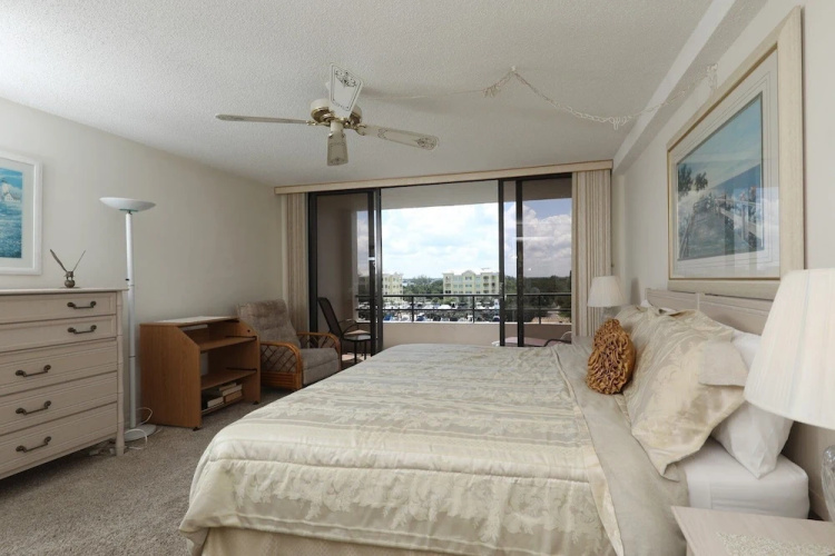 6415 Midnight Pass Road Unit 709