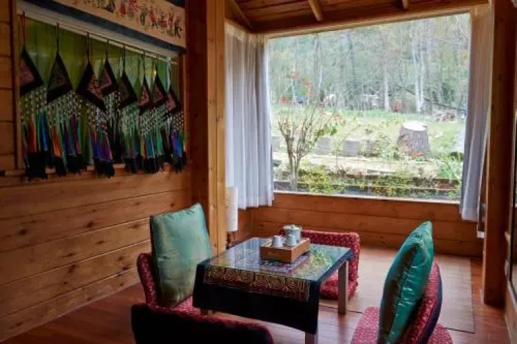 Paradise Hour B&B