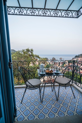 Deluxe Single room with balcony