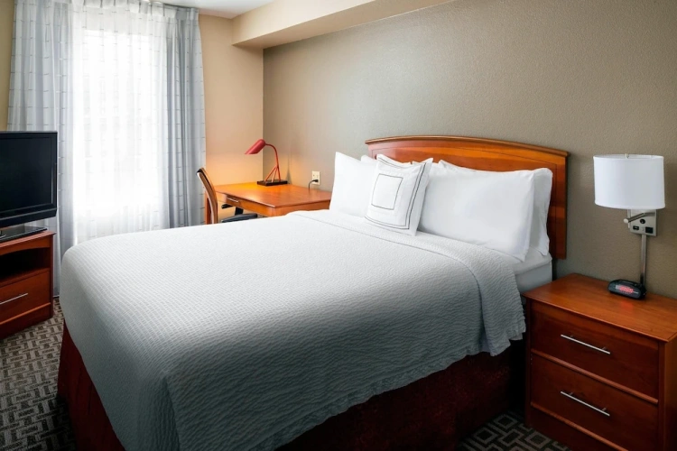 2 Bedrooms Suite