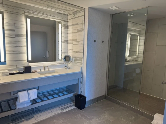 Grand Double Suite with river view
