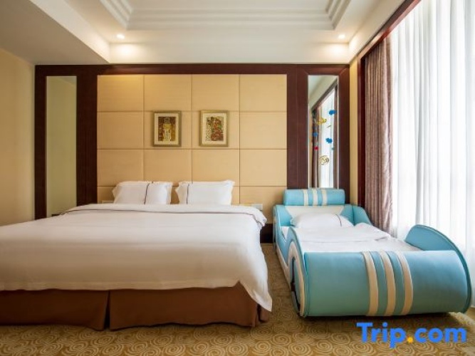 1 Bedroom Family Suite