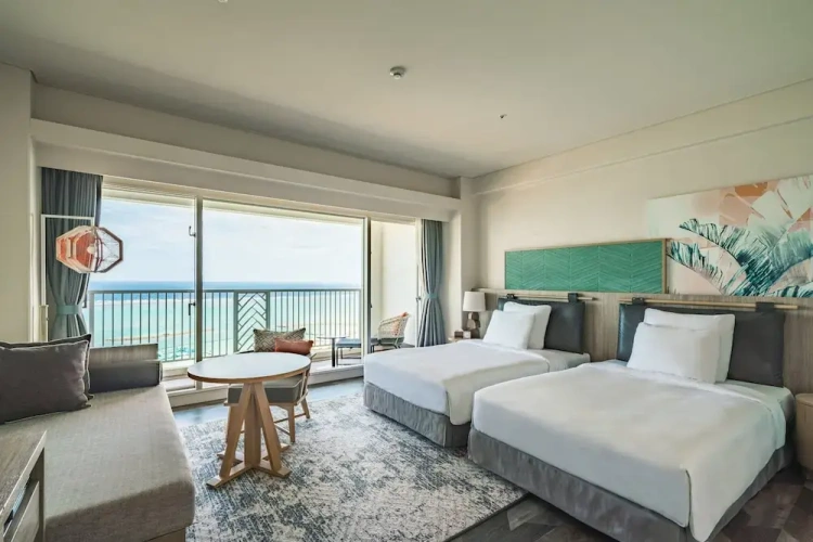Mid Floor Ocean Wing Twin room with ocean view