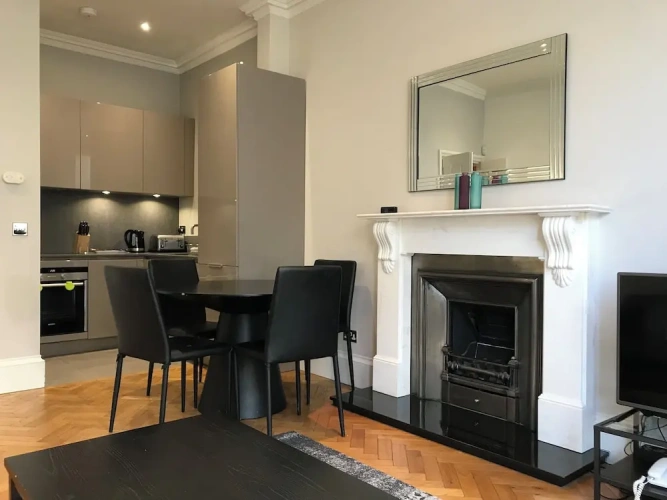 1 Bedroom Apartment