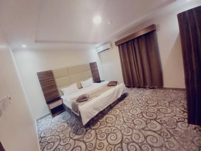 1 Bedroom Suite