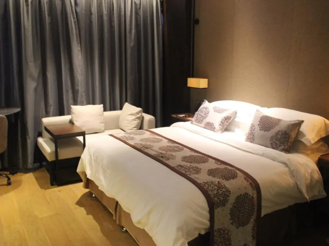Peninsula International Hotel