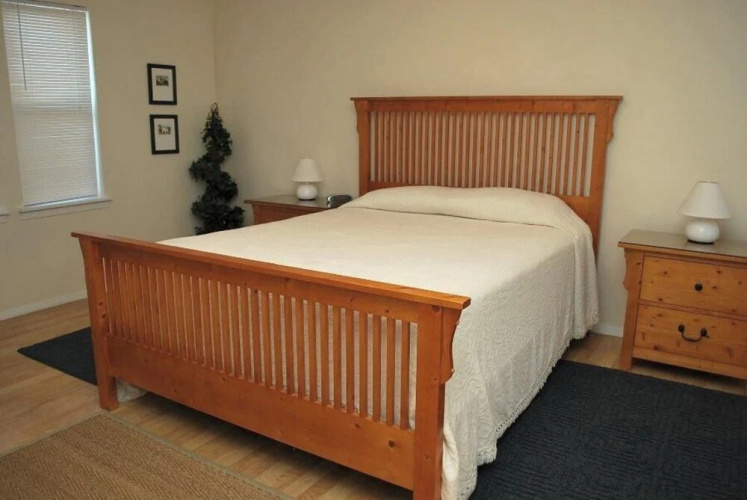 1860 Beach Drive #1