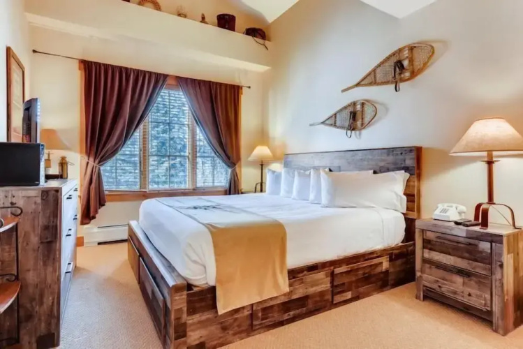 2 Bedroom Condo