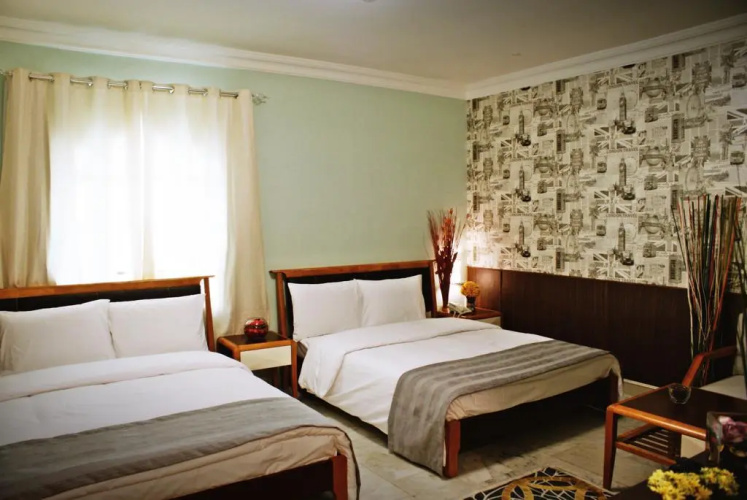 Weekend Hotel & Apartments