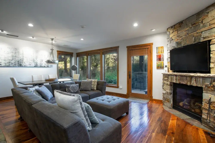 Silver Baron Lodge 1 Condo Bedroom with Spa by Deer Valley Resort