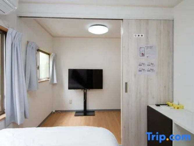2 Bedrooms Standard Family room