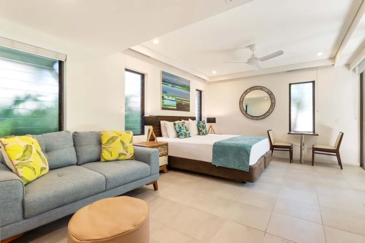 Deluxe Suite