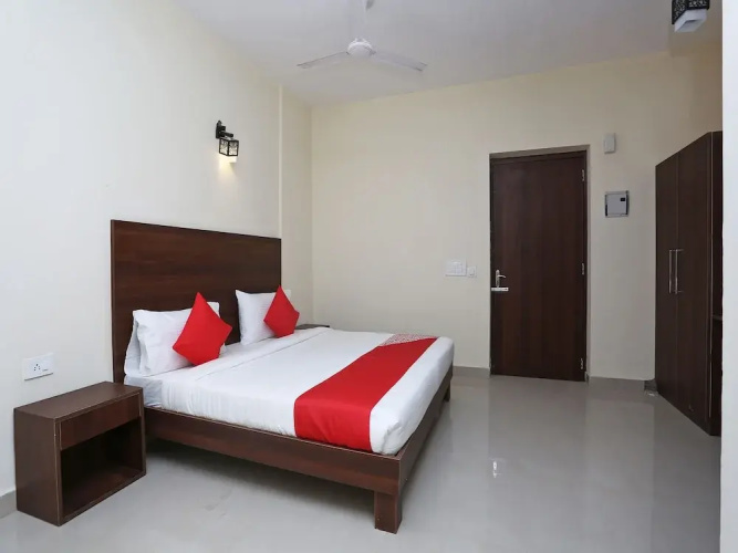 OYO Flagship 22805 Neemrana
