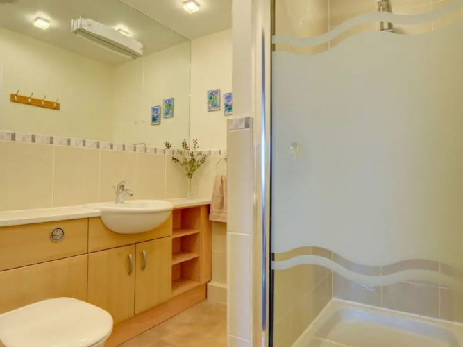 Flat 28 Clifton Court Croyde
