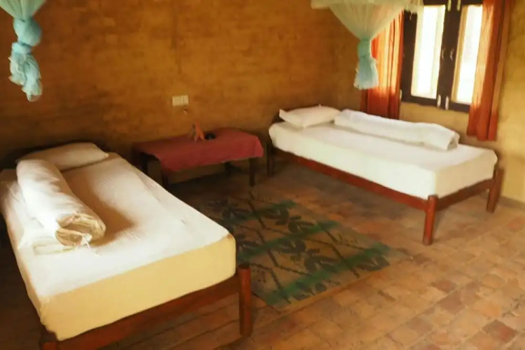 Bardia Kingfisher Resort