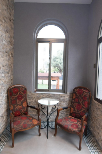 Prestige Room in Prestige location