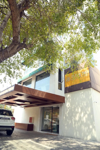 Twin Star Hotel