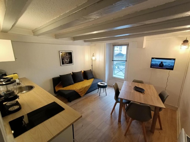 1 Bedroom Double Apartment