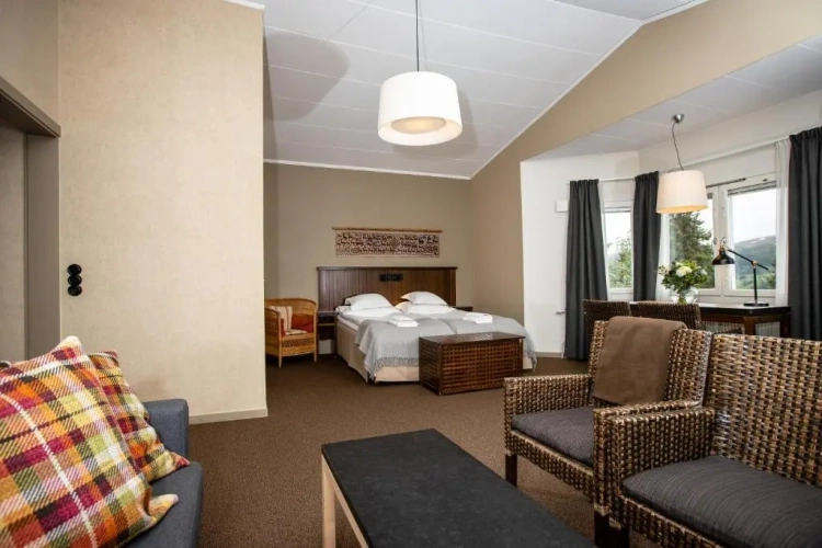 Deluxe Double room with lake view