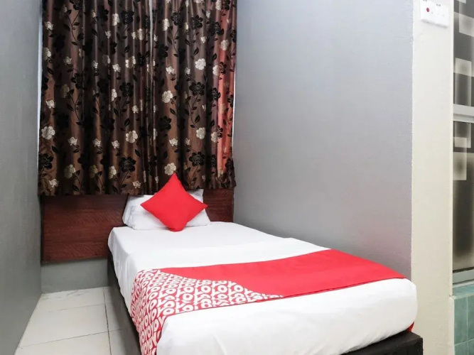 Oyo 1012 Stada Hotel