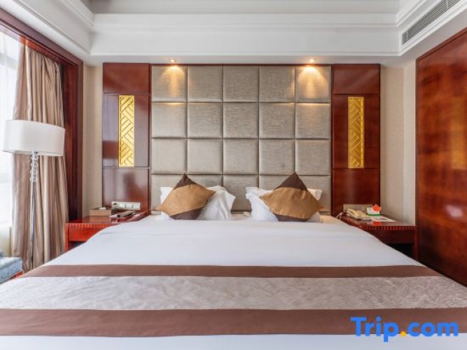 Deluxe Double Suite