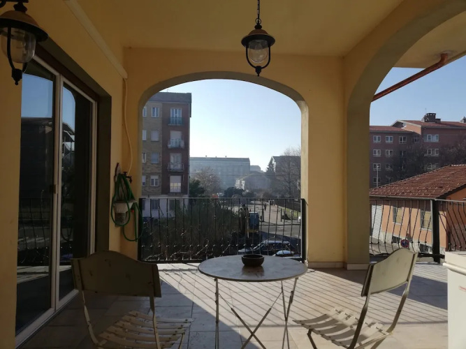 Casa con giardino