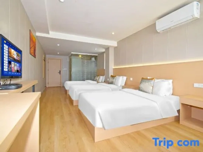 Premier Triple room
