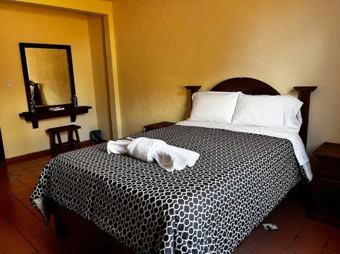 Hotel Renacer