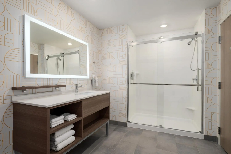 1 Bedroom Double Suite