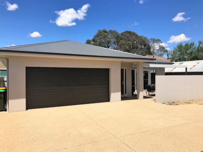 Central Wagga Apartment
