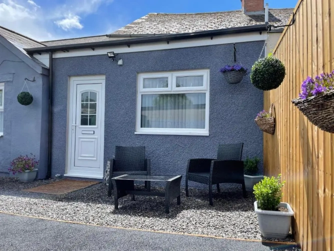 1 Bedroom Double Cottage