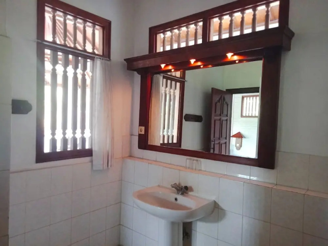 Rini Hotel